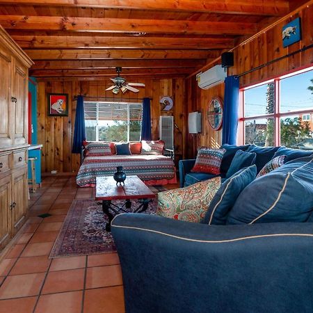Chuck'S Cabin In A Joshua Tree Community Twentynine Palms Ngoại thất bức ảnh